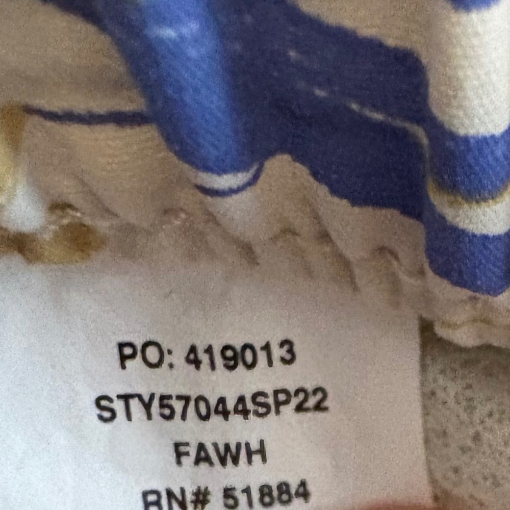 Patagonia Womens Small Barely Baggy Shorts Cream Blue Floral Tropical Resort - Picture 4 of 5